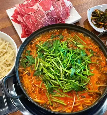동촌샤브칼국수 대구광장코아점