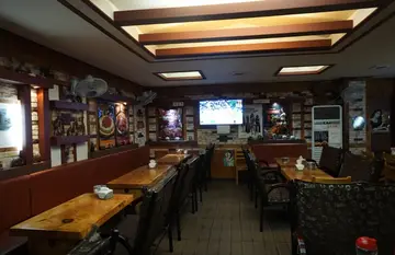 훌랄라참숯바베큐치킨 어은1점