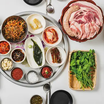 우리한돈 방이본관