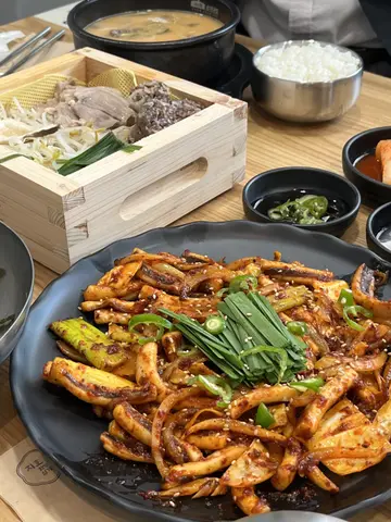 가마솥순대국밥 안산반달섬점