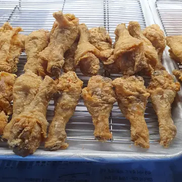 더썬치킨 안민점