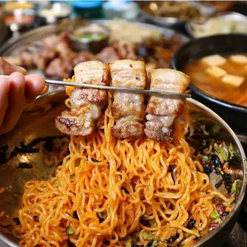 삼굽살 재송점