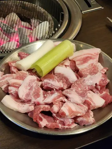 봉무동 덕이네 뒷고기 갈비살 이시아폴리스점