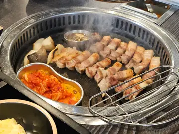 고기굽는형제 과천디테크타워점