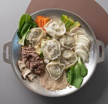 명동칼국수샤브샤브 신설동점