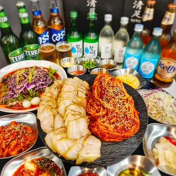 청년족발 마곡본점